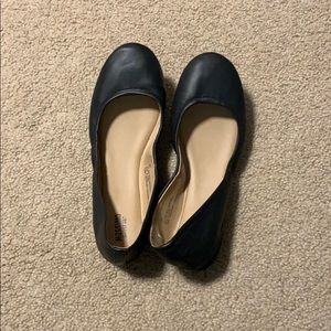 Black pleather flats
